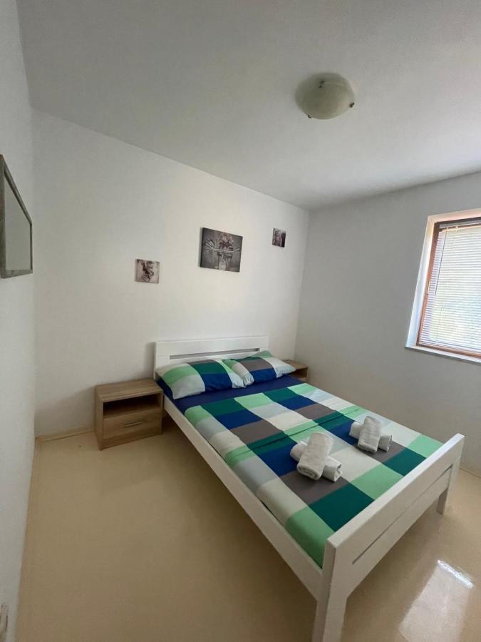 Appartement First Choice à Nerezine Extérieur photo